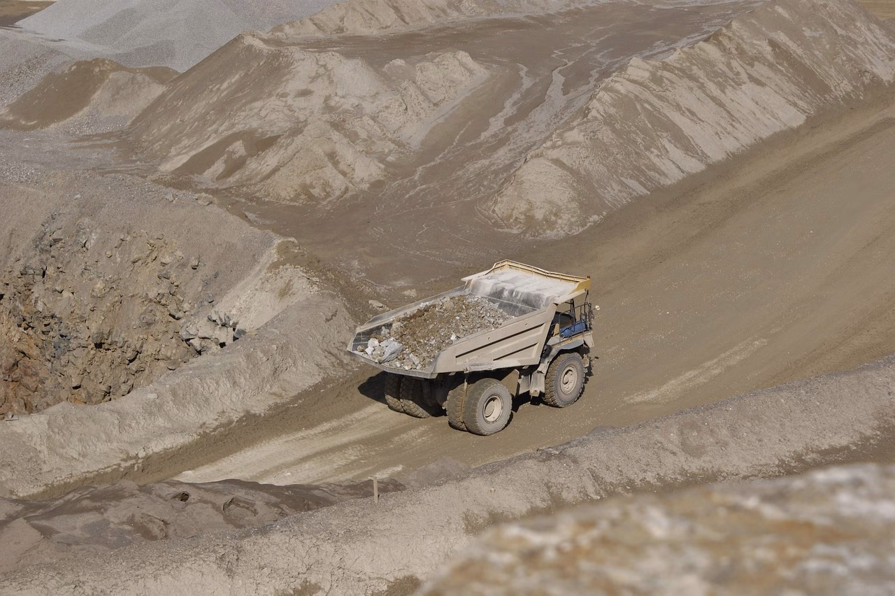 quarry-4646927_1280